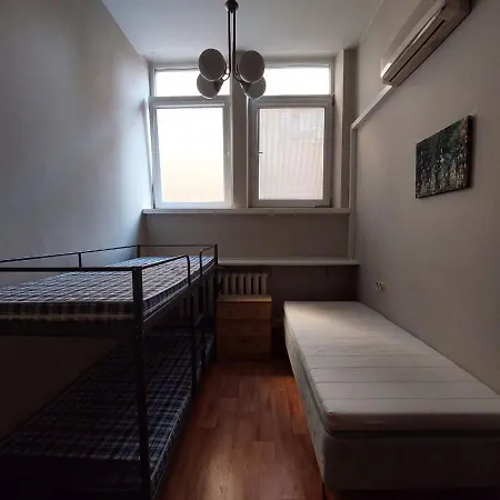 Pacific hostel Hostal Vilna